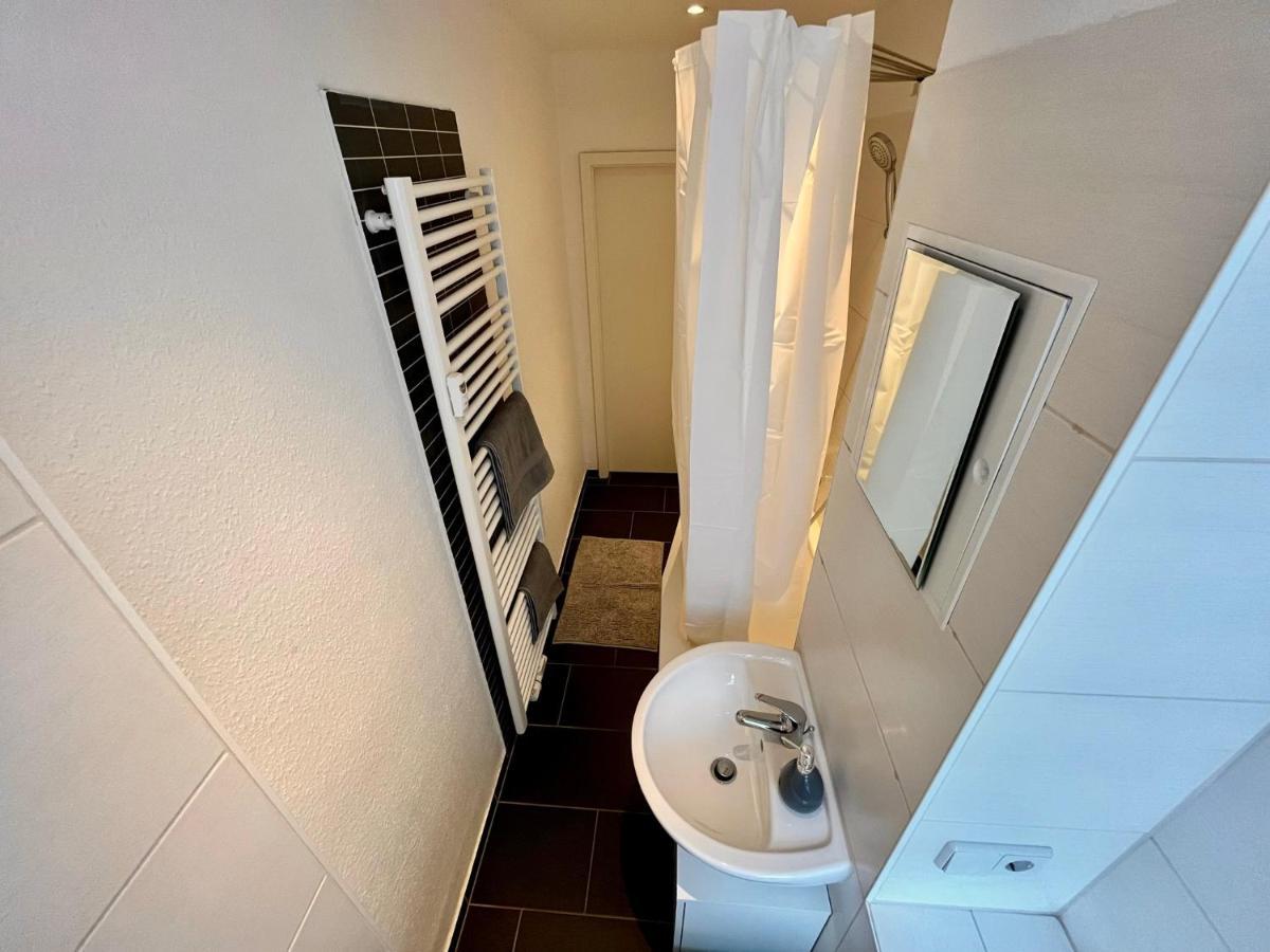 Kmhosting Zentrum Modern Appartement - Kingsize Boxspringbett 开姆尼茨 外观 照片